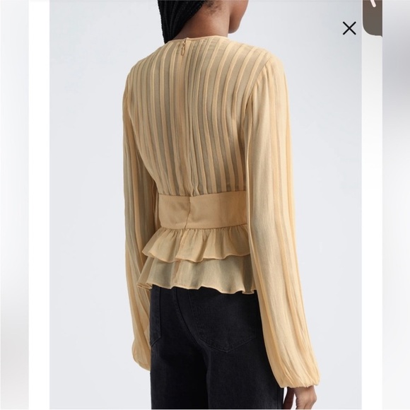 FARM Rio Tan Cream Pleated Peplum Blouse - Picture 2 of 8